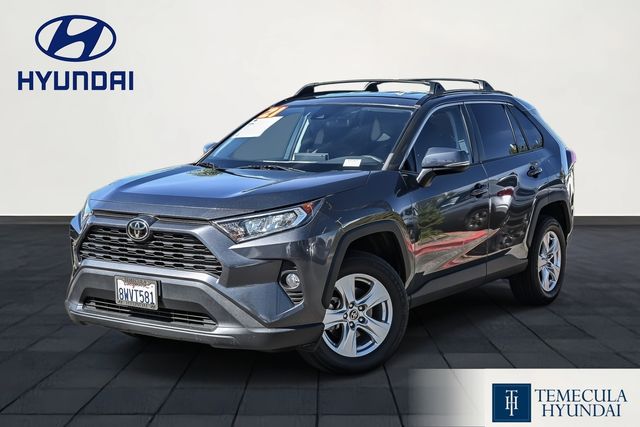 2021 Toyota RAV4 XLE